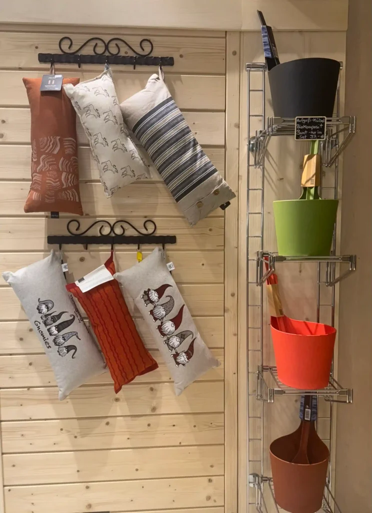 Sauna Zubehör, Kissen und Eimer